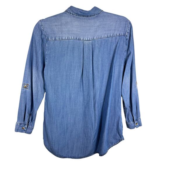 Chico's Tencel Collared Roll Tab Sleeve Lightweight Button Up Shirt Size SP - Picture 2 of 7